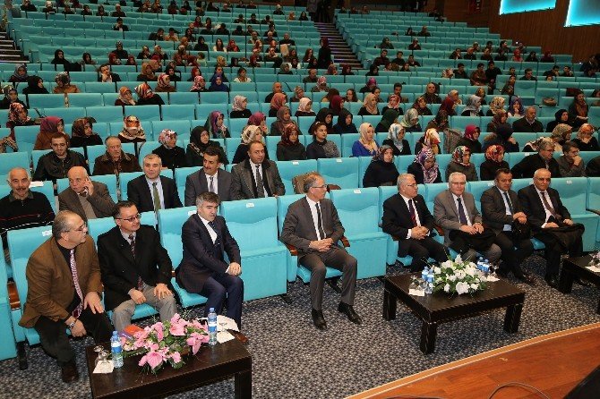 Bozok Üniversitesi Bilal Şahin İlahiyat Fakültesi Mevlana’yı Andı