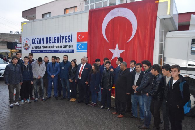 Kozan Belediyesi'nin Türkmenlere yardım konvoyu yola çıktı