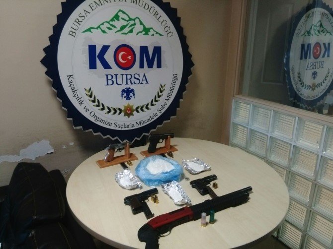 Bursa’daki Uyuşturucu Ve Terör Operasyonunda 9 Tutuklama