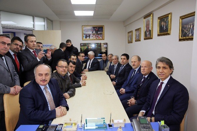 Başkan Mustafa Demir’den İstanbul Berberler Odası’na Ziyaret