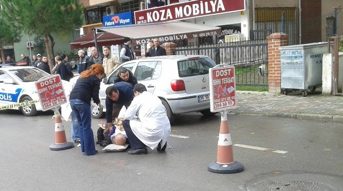 Kadıköy’de Yaralıya Giden Ambulansa Pazar Engeli