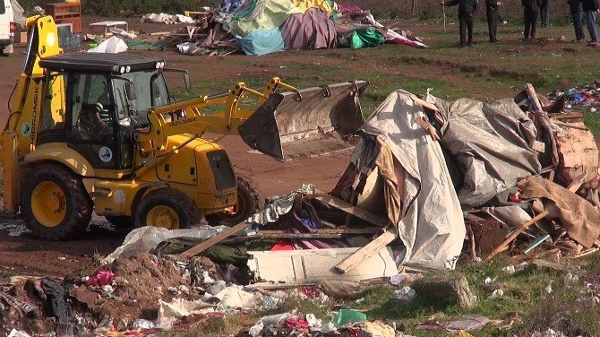 Kocaeli’de İzinsiz Mülteci Çadırları Kaldırıldı