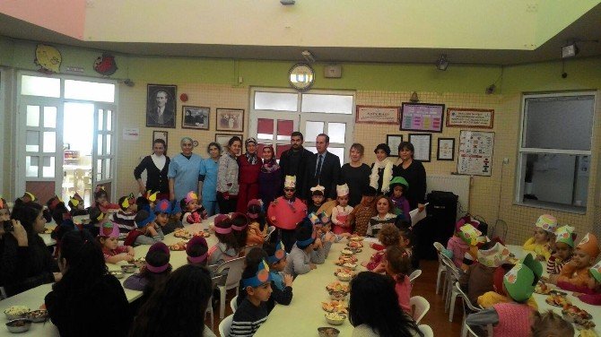 Nazilli’de Minik Öğrencilerden ‘Yerli Malı Haftası’ Kutlaması