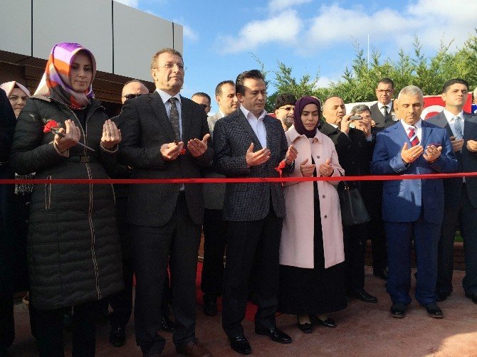 Tuzla Belediyesi Palmiye Sosyal Tesisleri Yeniden Vatandaşların Hizmetinde
