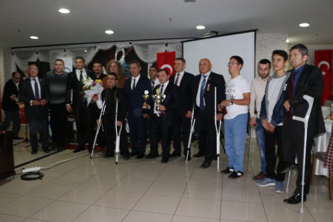 Türkiye Şampiyonları ödüllendirildi