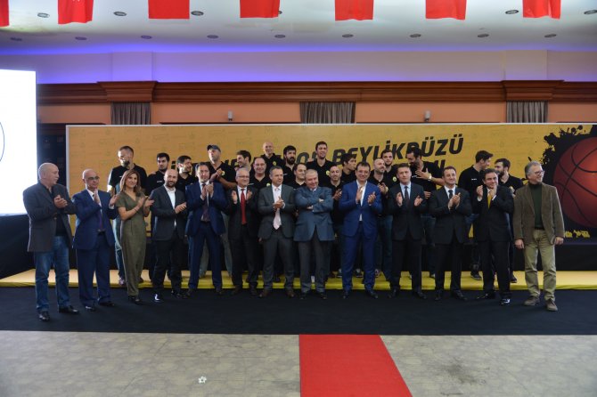 Ekrem İmamoğlu: İstanbulspor Beylikdüzü Basketbol Takımı camiaya örnek olacak