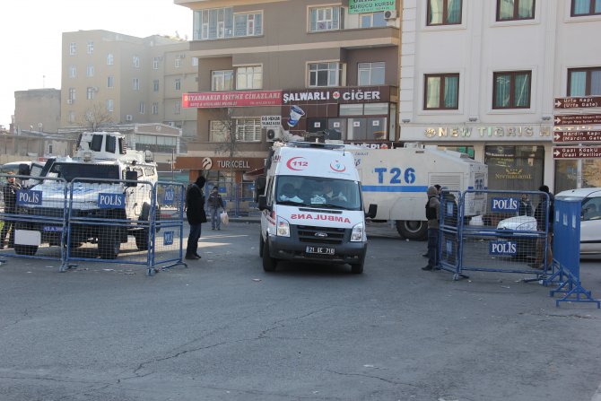 Sur’da çatışmalar şiddetlendi, bölgeye ambulanslar sevk edildi