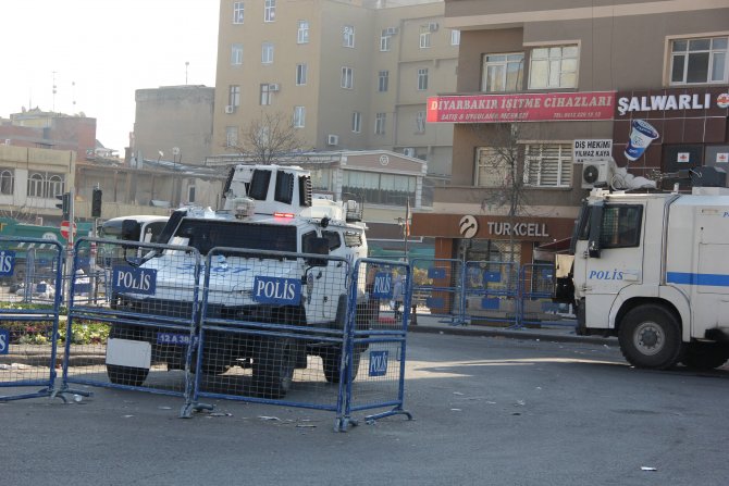 Sur’da çatışmalar şiddetlendi, bölgeye ambulanslar sevk edildi
