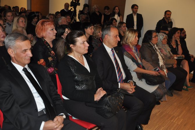 Necip Hablemitoğlu toplumsal duyarlılık ödülleri verildi