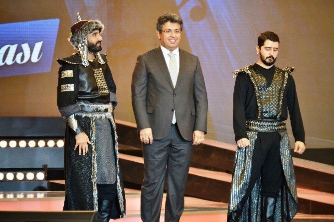 Şarkı Yarışmasında Bayır Bucak Türkmenlerine Destek