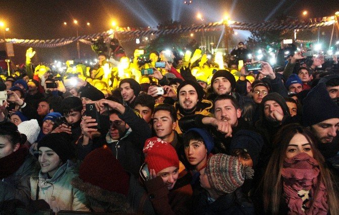 Eksi 15 Derecedeki Konsere Çay Molası