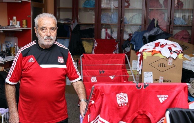 Sivasspor’un Emektar Malzemecisi 25 Başkan, 50 Teknik Direktör Gördü