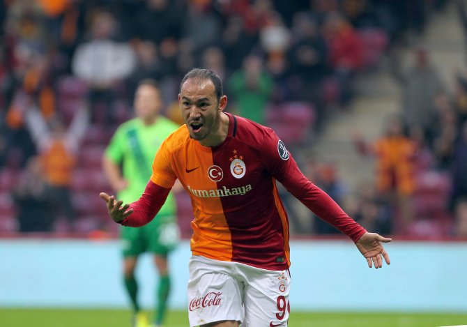 Galatasaray: 2 - Akhisar Belediyespor: 0 (İlk yarı)