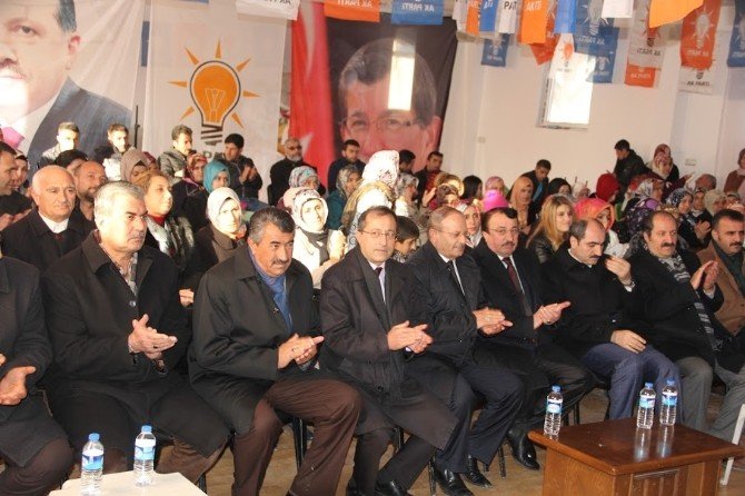 AK Parti Genişletilmiş İlçe Divan Toplantısı Yapıldı