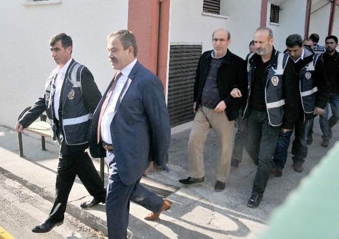 Mersin’de HDP’li Belediye Başkanı Adliyeye Sevk Edildi