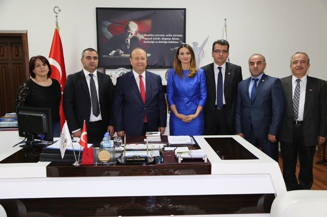 Azerbeycan Milletvekili Paşayeva’dan Başkan Özakcan’a Ziyaret