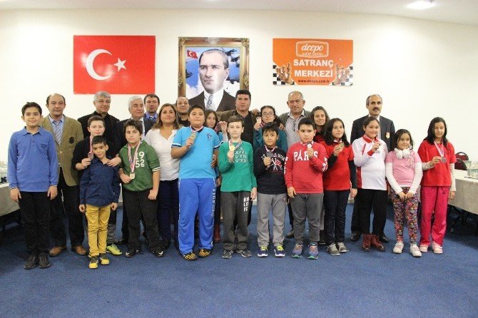 Antalya Küçükler Satranç İl Birinciliği 11 Ve 12 Yaş Turnuvası