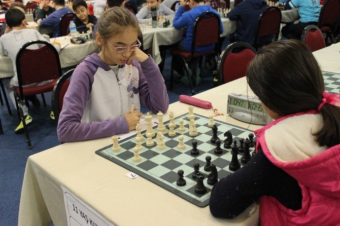 Antalya Küçükler Satranç İl Birinciliği 11 Ve 12 Yaş Turnuvası