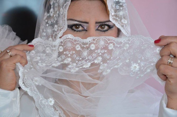 Denizli’de Suriyeli Bir Kadın Düğünün Ertesi Günü Takılarla Kaçtı