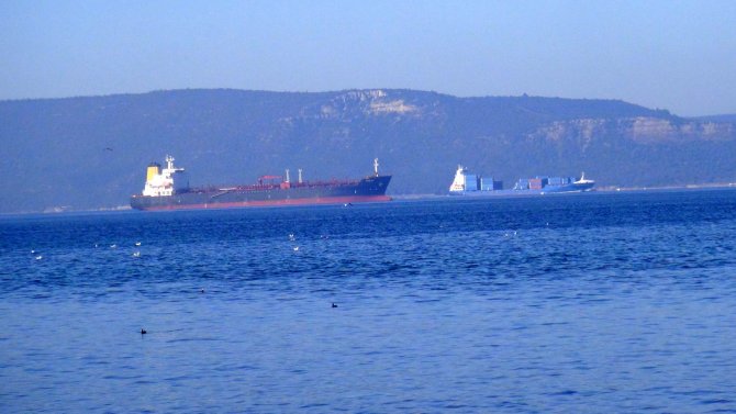 Çanakkale Boğazı'nda bir tanker arızalandı