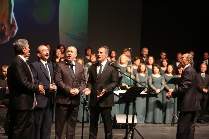 Büyükşehir Belediyesi Türk Halk Müziği Korosundan 10’ncu Yıl Konseri