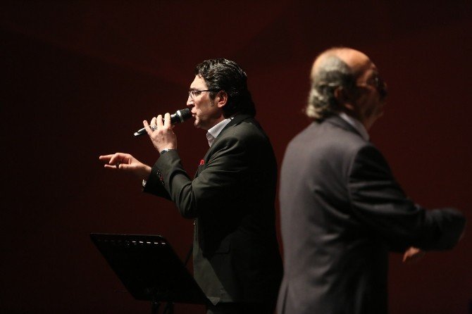 Büyükşehir Belediyesi Türk Halk Müziği Korosundan 10’ncu Yıl Konseri