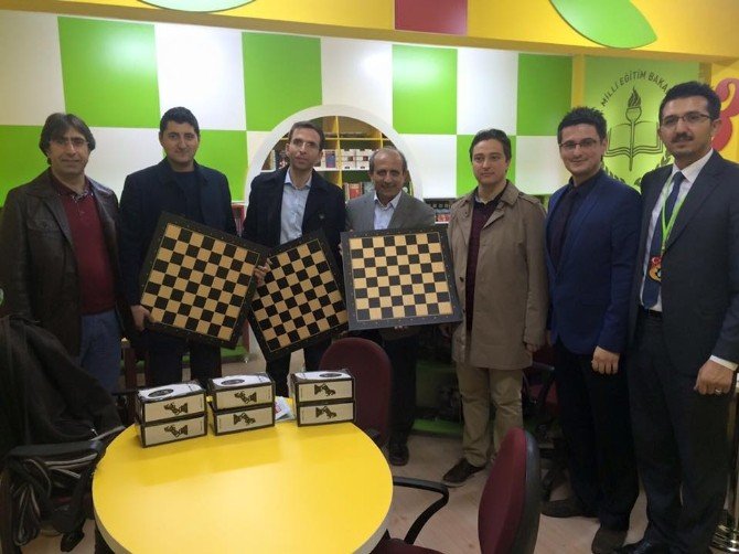 Sarıveliler’de Okullararası Satranç Turnuvası