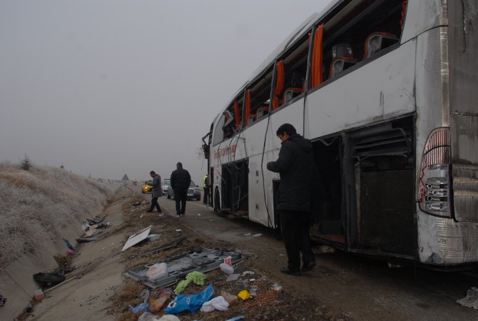 Kırıkkale’de iki ayrı trafik kazası: 3 ölü, 10 yaralı