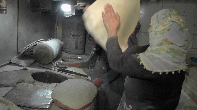 Muş’tan Amerika’ya Tandır Ekmeği Gönderiliyor