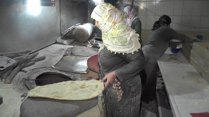 Muş’tan Amerika’ya Tandır Ekmeği Gönderiliyor