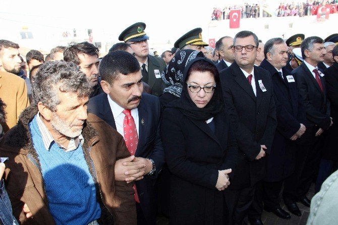 Şehit Erdoğan Kaya’nın Cenazesi Cem Evinden Kaldırıldı