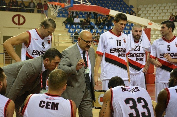 Eskişehir Basket Başantrenörü Metin Ağırbaşoğlu, Başarıya İnanıyor