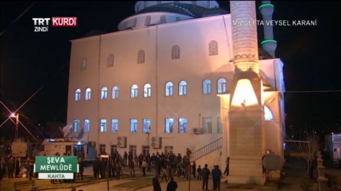 Veysel Karani Camii doldu taştı