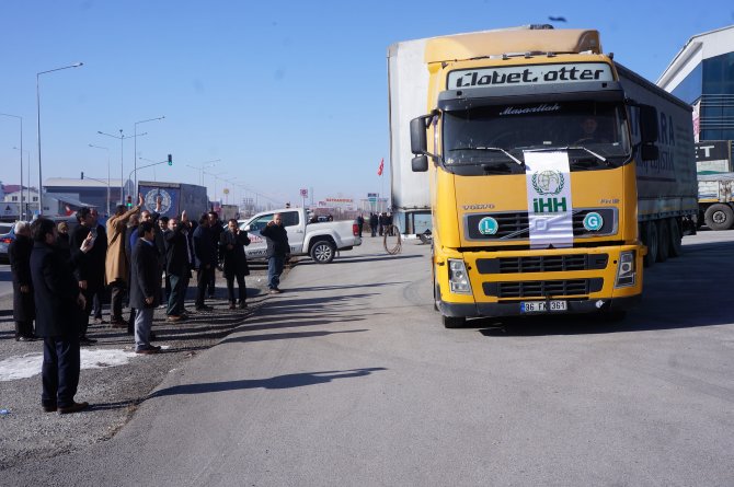 Erzurum'dan Bayırbucak Türkmenleri'ne 20 TIR'lık yardım