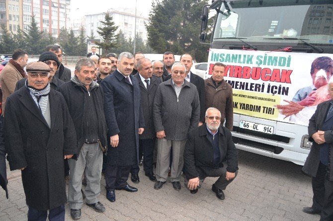 Bayırbucak Türkmenlerine Büyükşehir Belediyesinden İaşe Yardımı