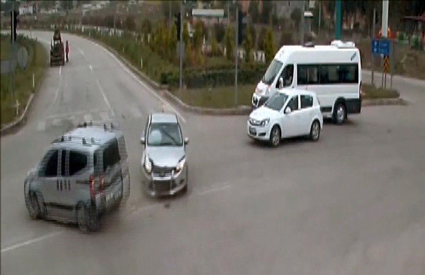 Osmaniye’de Trafik Kazaları MOBESE’de