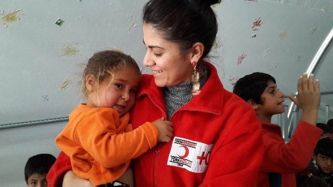 Türk Kızılayı’ndan Suriye’li Çocuklara Psikolojik Destek