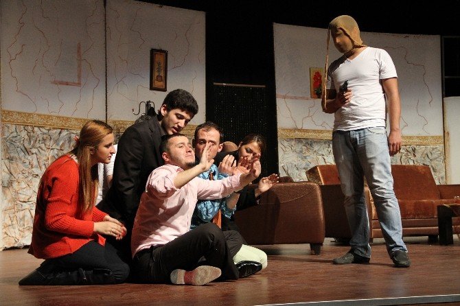 Bozok Üniversitesi Üniversiteler Arası Tiyatro Festivaline Ev Sahipliği Yapacak