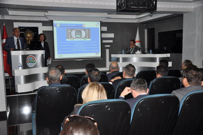 Antalya'da gıda güvenliği toplantısı yapıldı