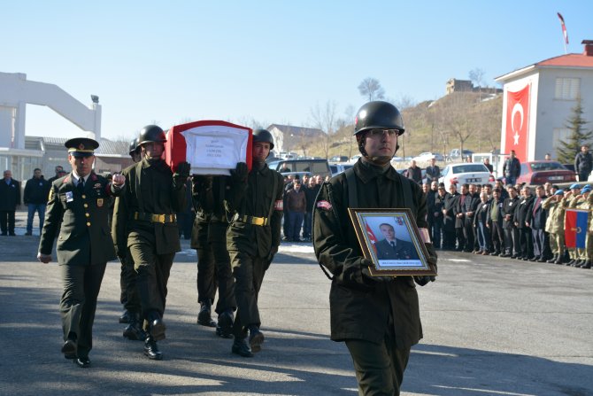 Bitlis’te şehit düşen asker, törenle uğurlandı