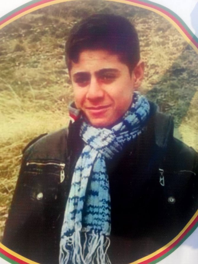 Tarsus’ta protesto eyleminde ölen 13 yaşındaki çocuk toprağa verildi