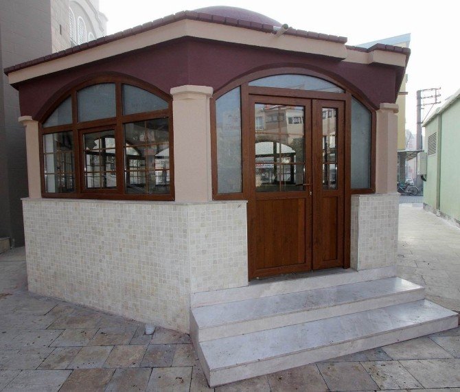 Saruhanlı Belediyesi Merkez Camisini Yeniledi