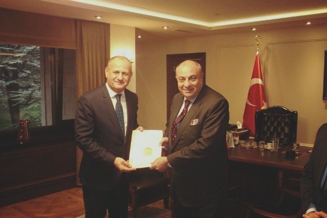 Başkan Keleş, Başbakan Yardımcısı Türkeş’i Düzce’ye Davet Etti