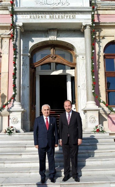 Vali Şahin’den Başkan Gürkan’a Veda Ziyareti