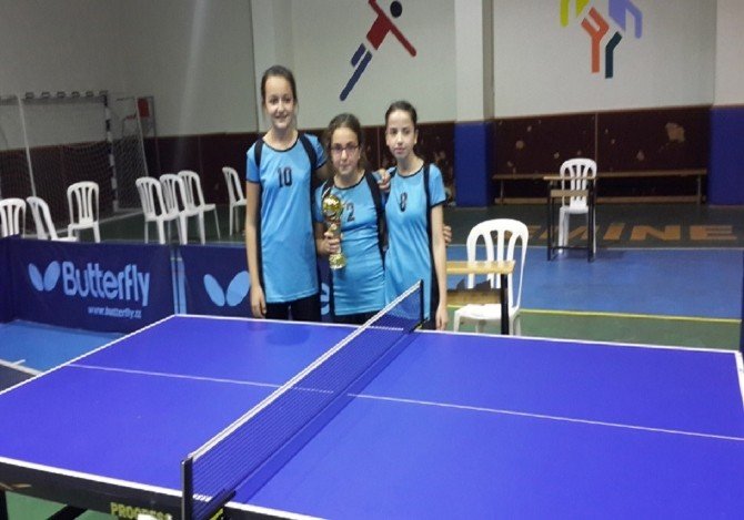 Öğretmen Işıl İpek Ortaokulu Gönen’in Gururu Oldu