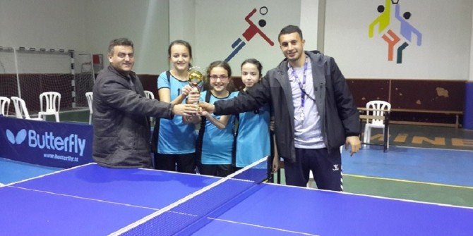 Öğretmen Işıl İpek Ortaokulu Gönen’in Gururu Oldu