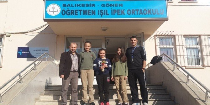 Öğretmen Işıl İpek Ortaokulu Gönen’in Gururu Oldu