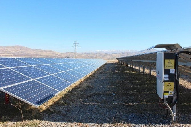 Harran Üniversitesi’nde "Güneş Enerji Santralı" Kuruluyor