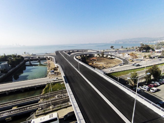 Adnan Kahveci Köprülü Kavşağı üç ay erken açılıyor