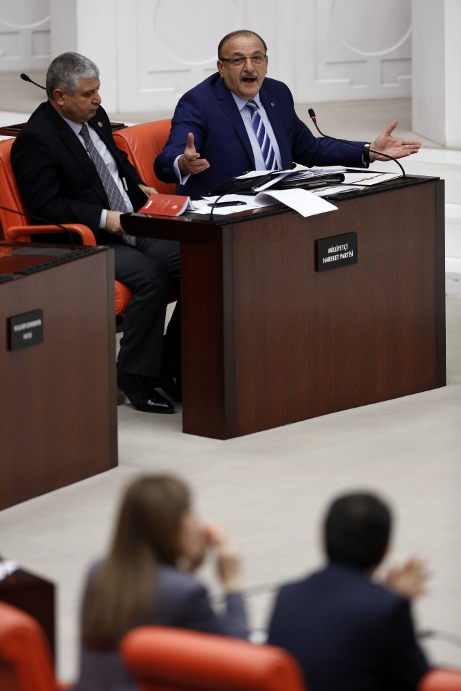 Vural: 'MHP önergesine görüş verdi' diye başkan görev alındı